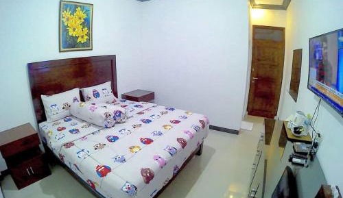 Deluxe Double Room (2 Adults + 1 Child)