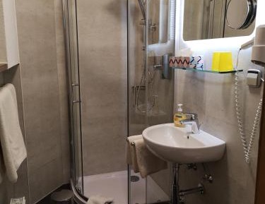 Double Room with Balcony and Shower