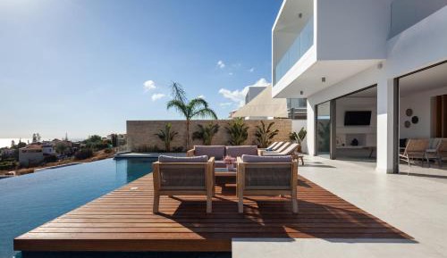 Deluxe Villa