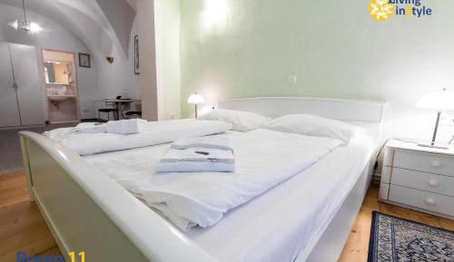Budget Double Room 11