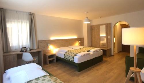 Quadruple Room with Mountain View and Spa Access