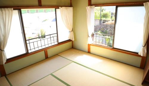 Japanese-Style Room