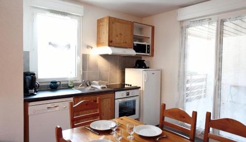 Two-Room Apartment with Balcony (6 Adults)