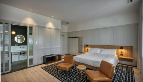 King Room