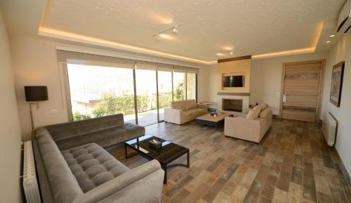 Premier Chalet