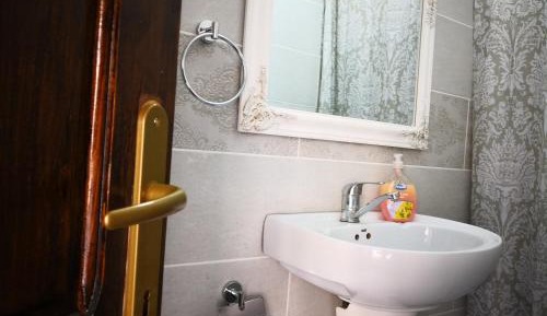 Basic Triple Room