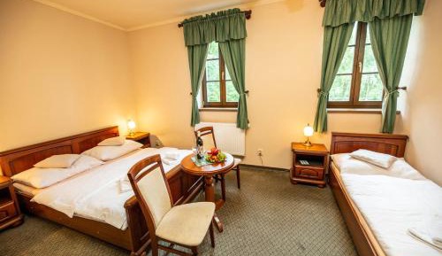 Triple Room