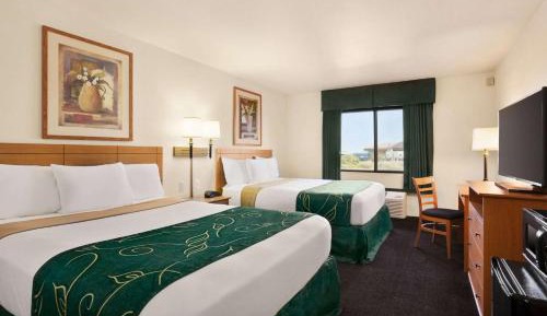 Double Room with Two Double Beds - Non-Smoking