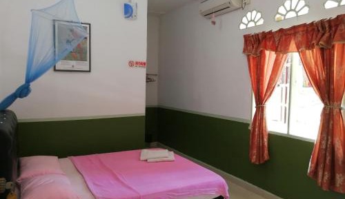 Double Room with Private Bathroom
