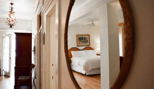 Deluxe King Room - Fireplace