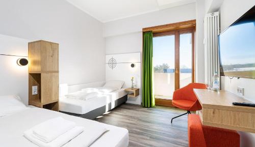 Twin Room with Balcony