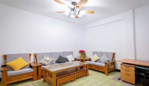 Quadruple Room with Private Bathroom