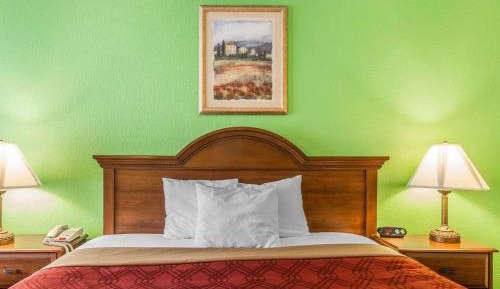 King Room - Disability Access/Non-Smoking