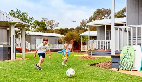 Family Cabin - Sleeps 6