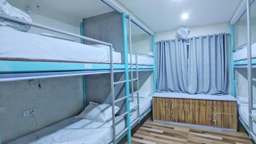 Bed in 8-Bed Mixed Dormitory Room