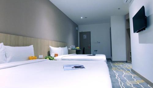 Premier Quadruple Room without Window