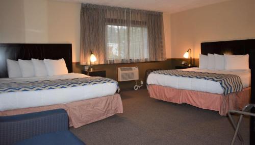 King Room with Two King Beds - Upper Floor