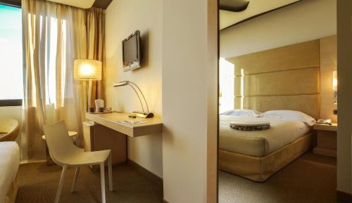Two-Bedroom Family Queen Room 