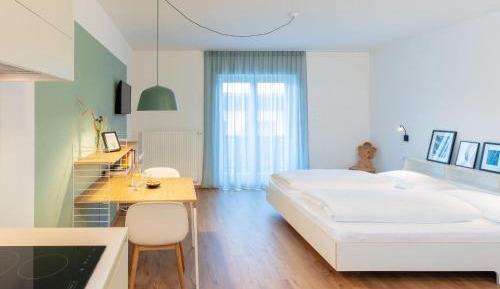 Superior One-Bedroom Apartment with Balcony