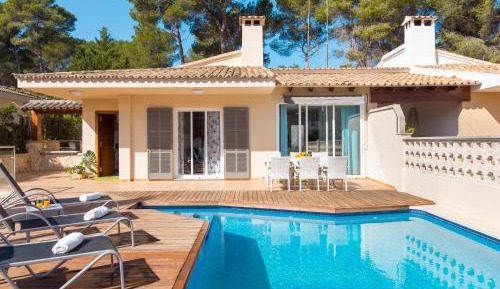Villa with Private Pool