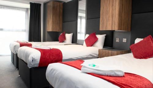 Triple En Suite Room