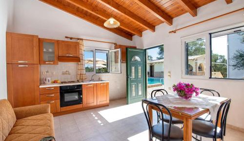 Maisonette (4-6 Adults)