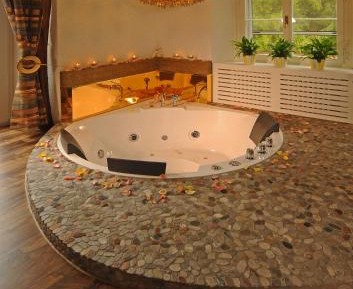 Junior Suite with Spa Water Bed and Terrace