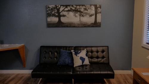 Deluxe King Suite