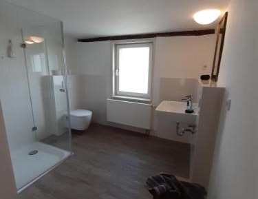 Single Room with Shared Bathroom
