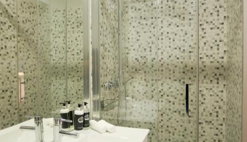 Deluxe Double Room Without Window