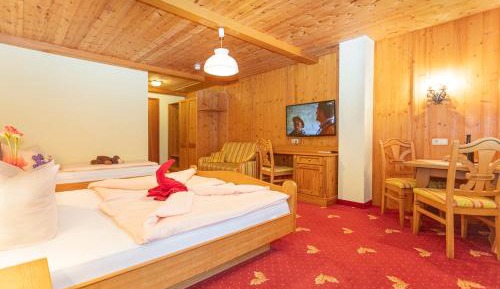 Triple Room with Balcony
