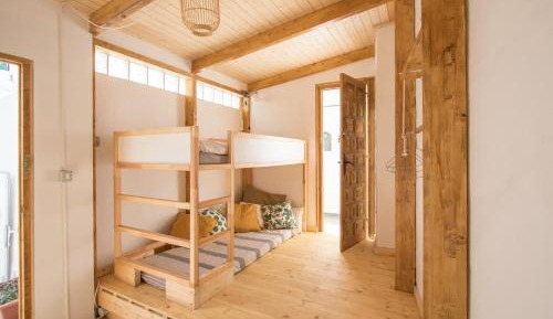 Double or Twin Room with Mountain View