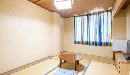 Japanese-Style Triple Room with Shared Bathroom - Smoking