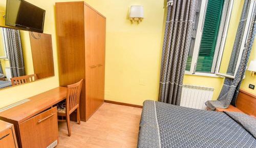Deluxe Single Room