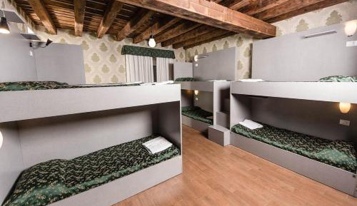 Bed in 6-Bed Dormitory Room
