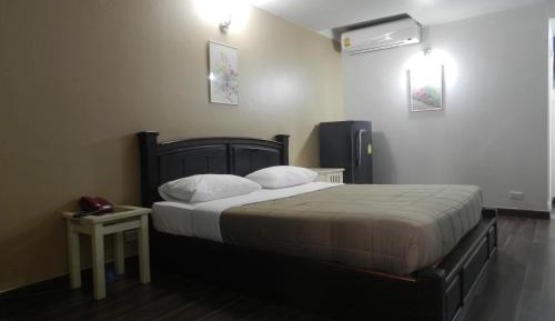 Standard King Room