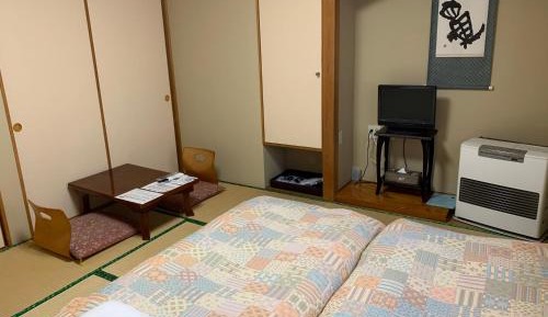 Japanese-Style Single Room