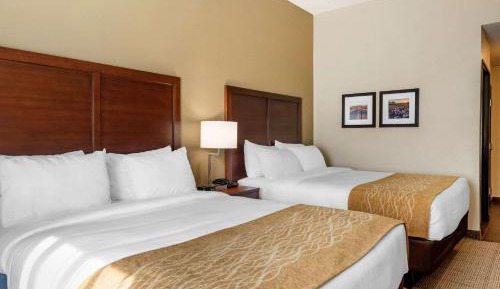 Queen Room with Two Queen Beds - Non-Smoking