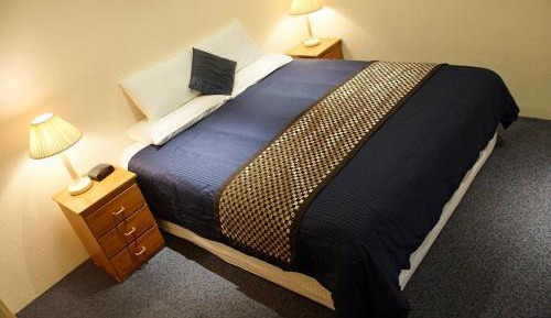 Standard Queen Room