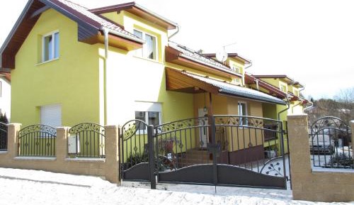 Maisonette with Fireplace