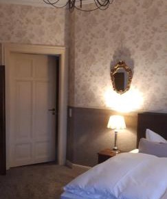 Deluxe Double Room with Shower