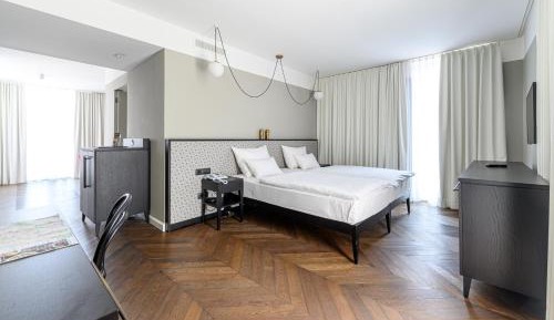 Junior Suite with Terrace