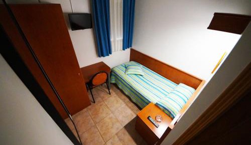 Single Room with Private Bathroom
