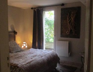 Suite with Terrace with Park View
