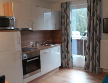 Apartment with Balcony (3-4 Adults)