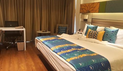 Deluxe Suite (20% Spa and 20% F&B)