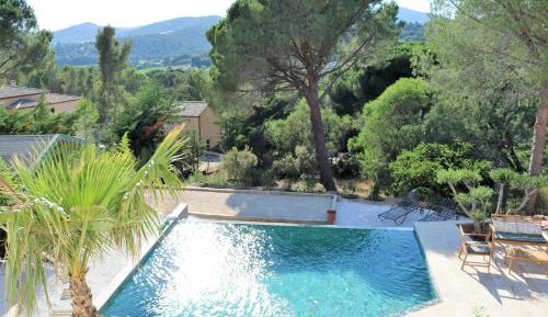 Studio with Pool View - First Floor