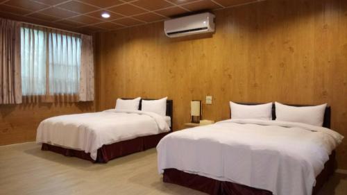 Quadruple Room with Mountain View