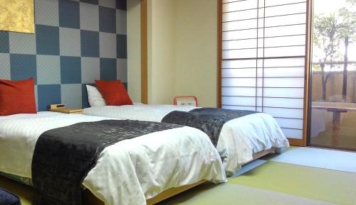 Twin Room with Tatami Area - Nonsmoking - Breakfast Included