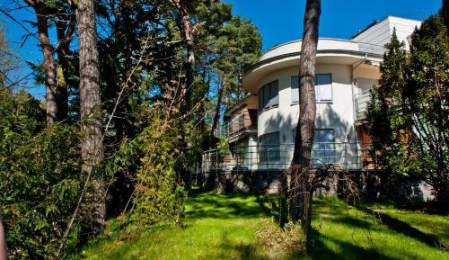 Two-Bedroom Apartment with Balcony - Kasztanowa 9/8